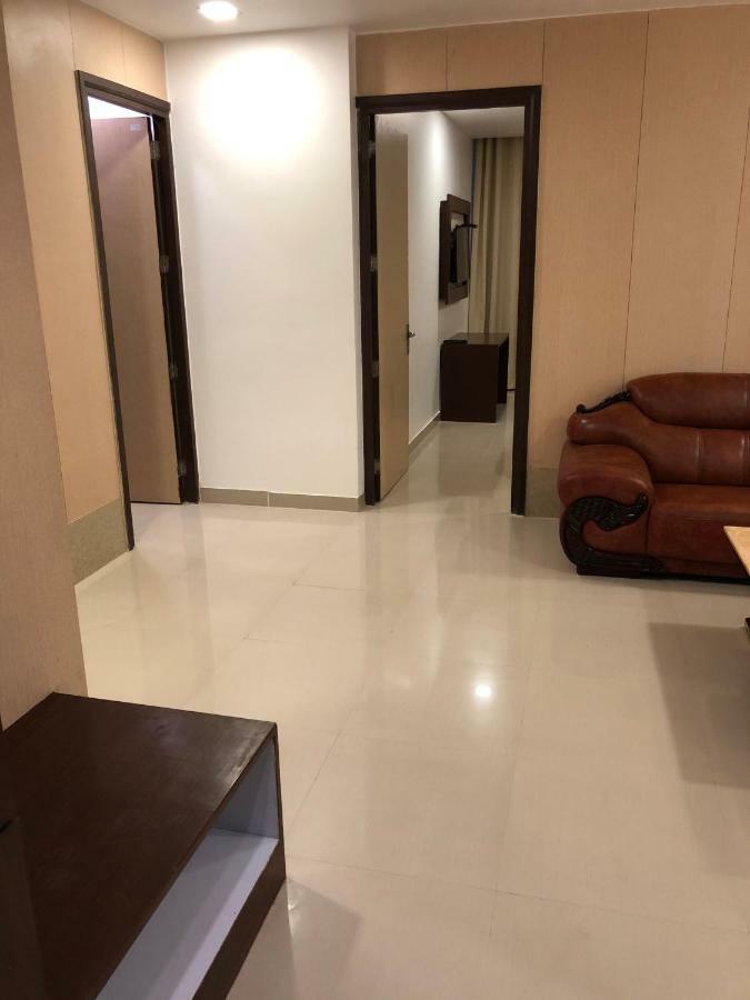 Hotel Royal Imperio Faridabad Exteriér fotografie